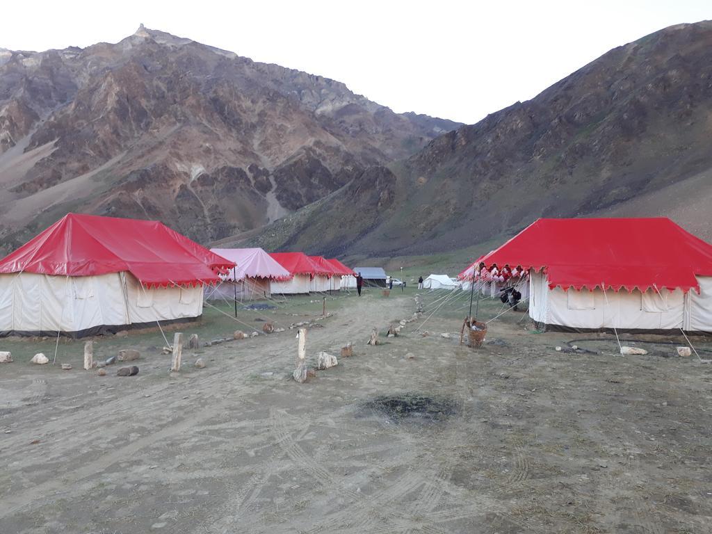 Himalayan Routes Camp Sarchu 호텔 Sir Bhum Chun 외부 사진